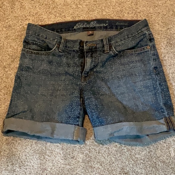 Eddie Bauer Women's Patterned Blue Jean Shorts - Picture 1 of 6